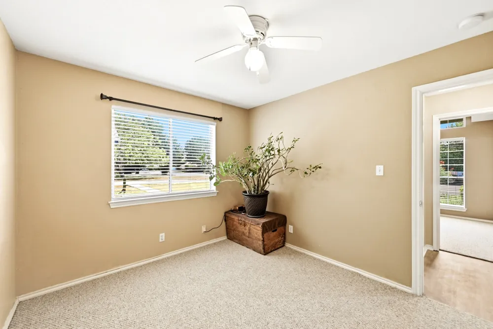 1701 E 19th Street Georgetown, TX 78626