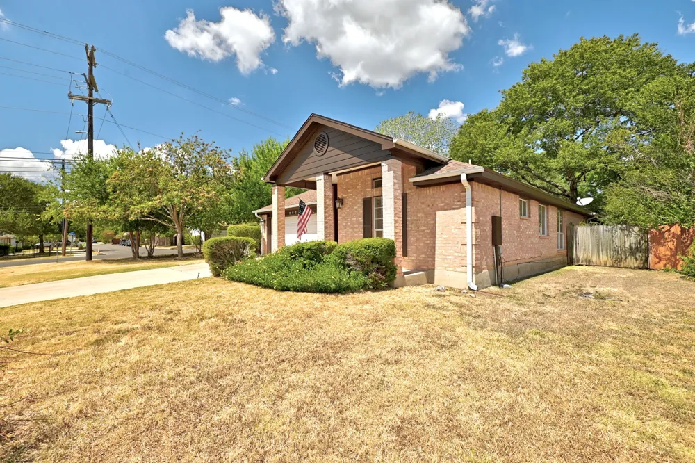 1701 E 19th Street Georgetown, TX 78626
