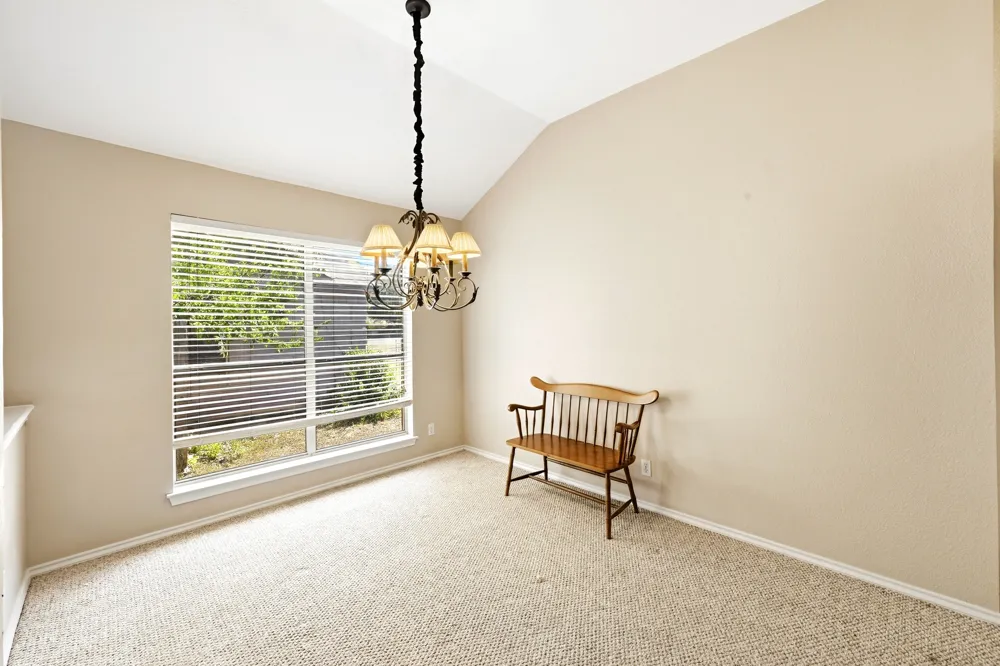 1701 E 19th Street Georgetown, TX 78626