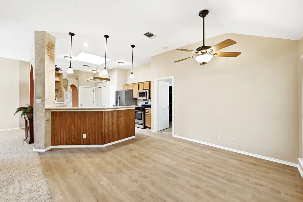 1701 E 19th Street Georgetown, TX 78626