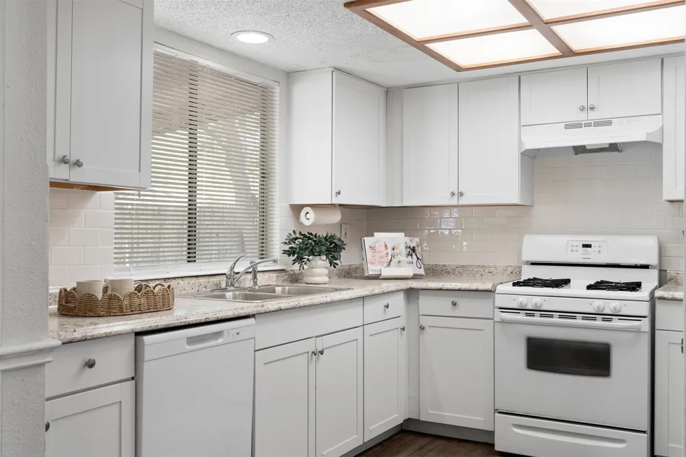1612 Broadmoor Drive Austin, TX 78723