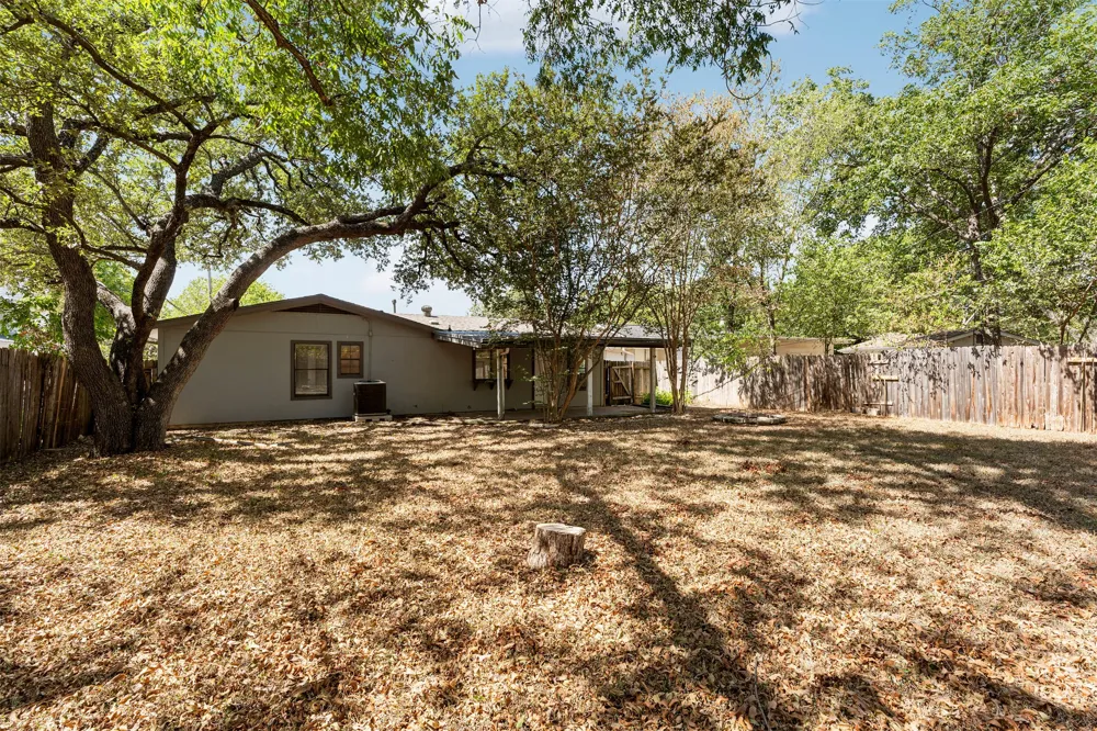 1612 Broadmoor Drive Austin, TX 78723