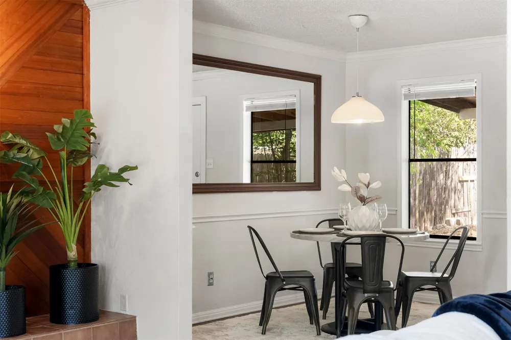 1612 Broadmoor Drive Austin, TX 78723