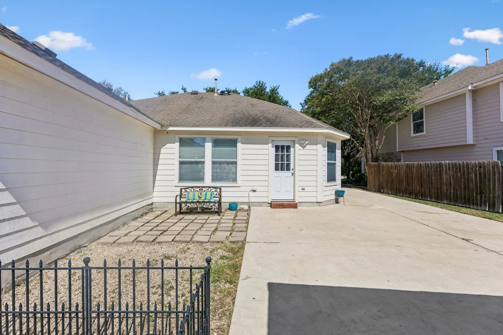 159 Invierno Street Kyle, TX 78640
