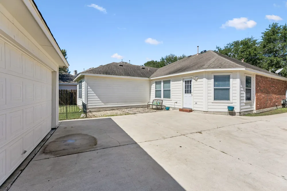 159 Invierno Street Kyle, TX 78640