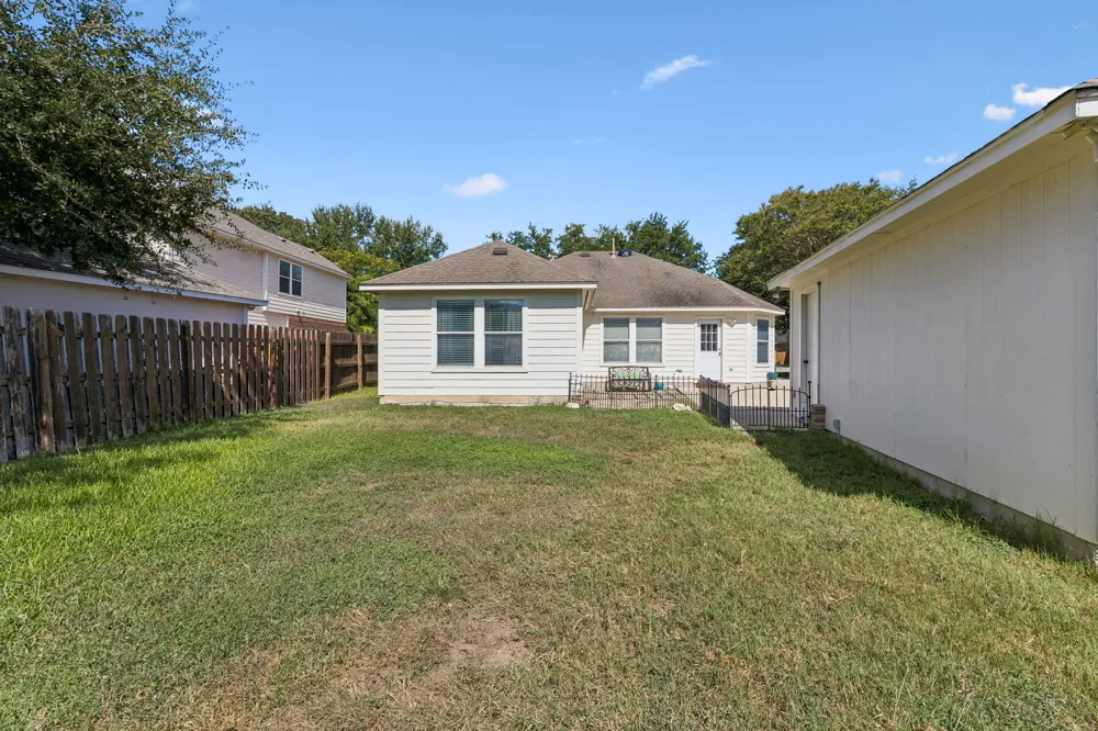 159 Invierno Street Kyle, TX 78640