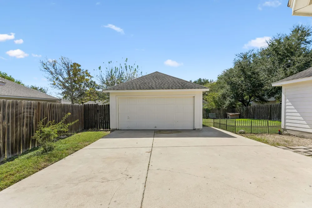 159 Invierno Street Kyle, TX 78640