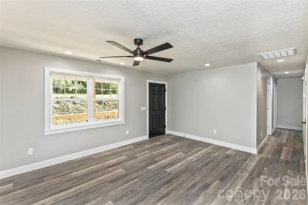 340 Matthew Lane Canton, NC 28716