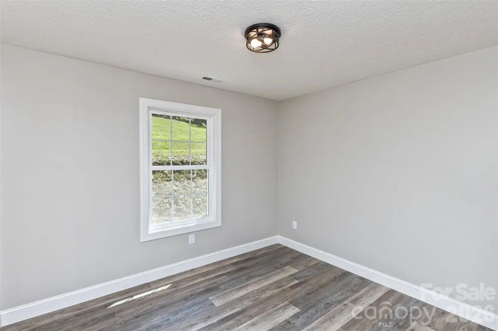 340 Matthew Lane Canton, NC 28716