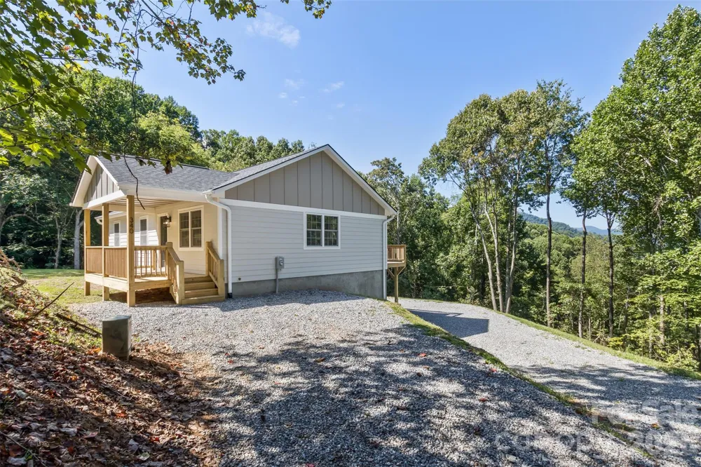 340 Matthew Lane Canton, NC 28716