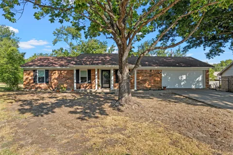 7113 Oxford Drive