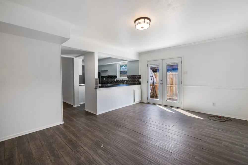 1821 E Grauwyler Road #187 Irving, TX 75061