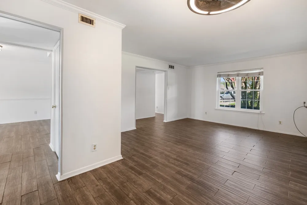 1821 E Grauwyler Road #187 Irving, TX 75061