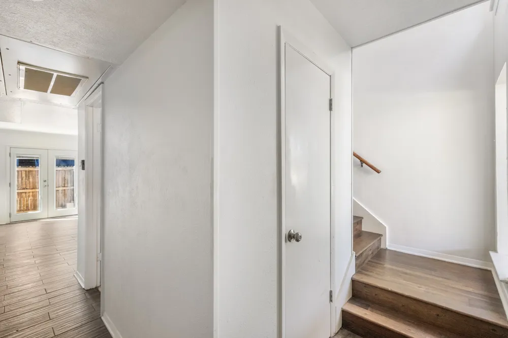 1821 E Grauwyler Road #187 Irving, TX 75061