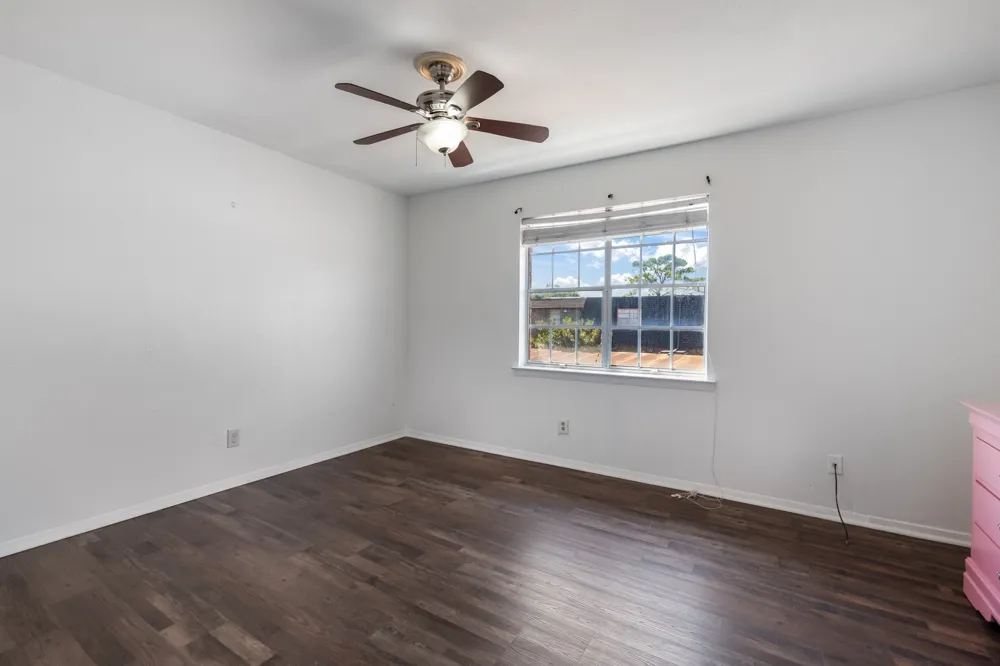 1821 E Grauwyler Road #187 Irving, TX 75061