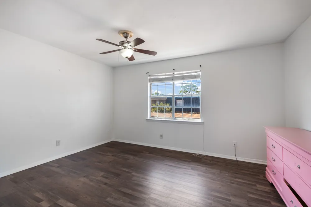 1821 E Grauwyler Road #187 Irving, TX 75061
