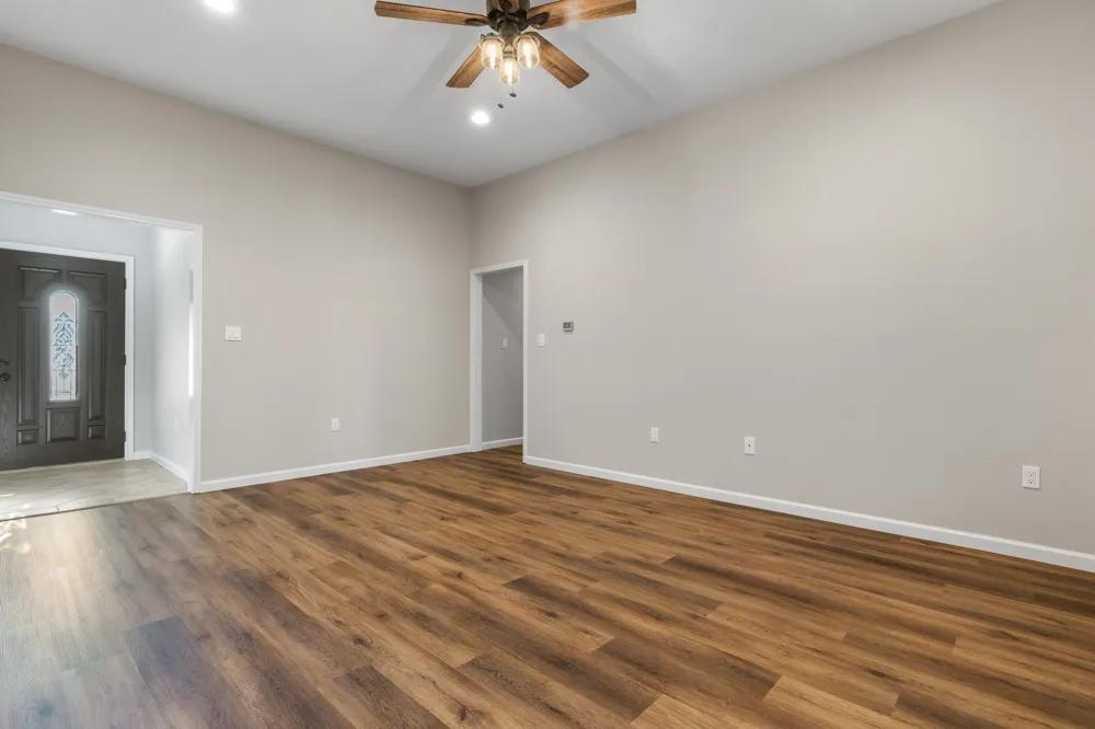 2013 Wood Trail Azle, TX 76020