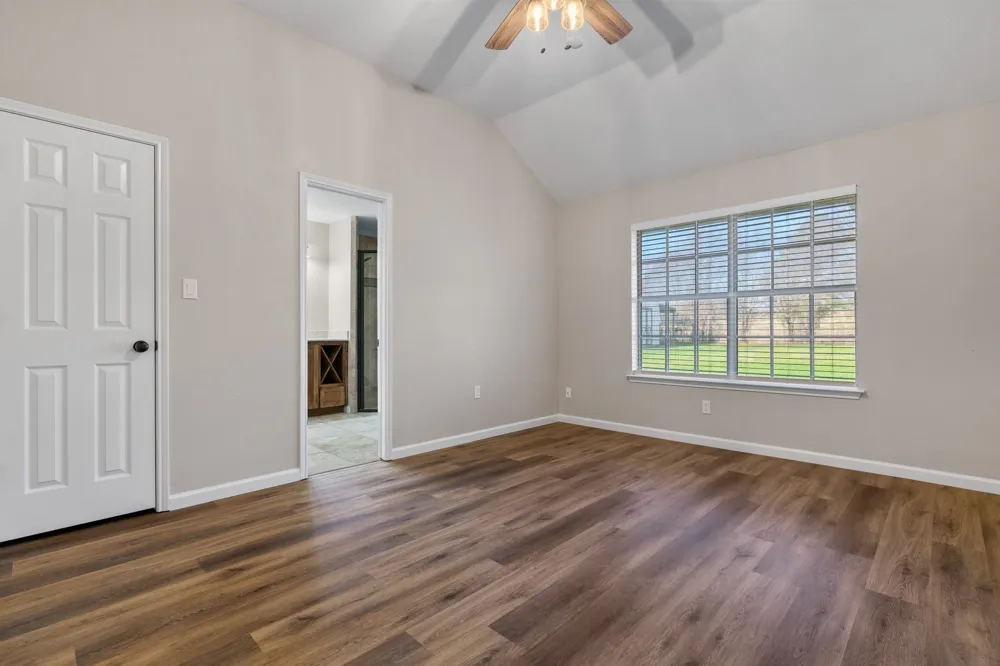 2013 Wood Trail Azle, TX 76020