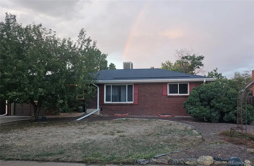 5218 Manitou Road Littleton, CO 80123