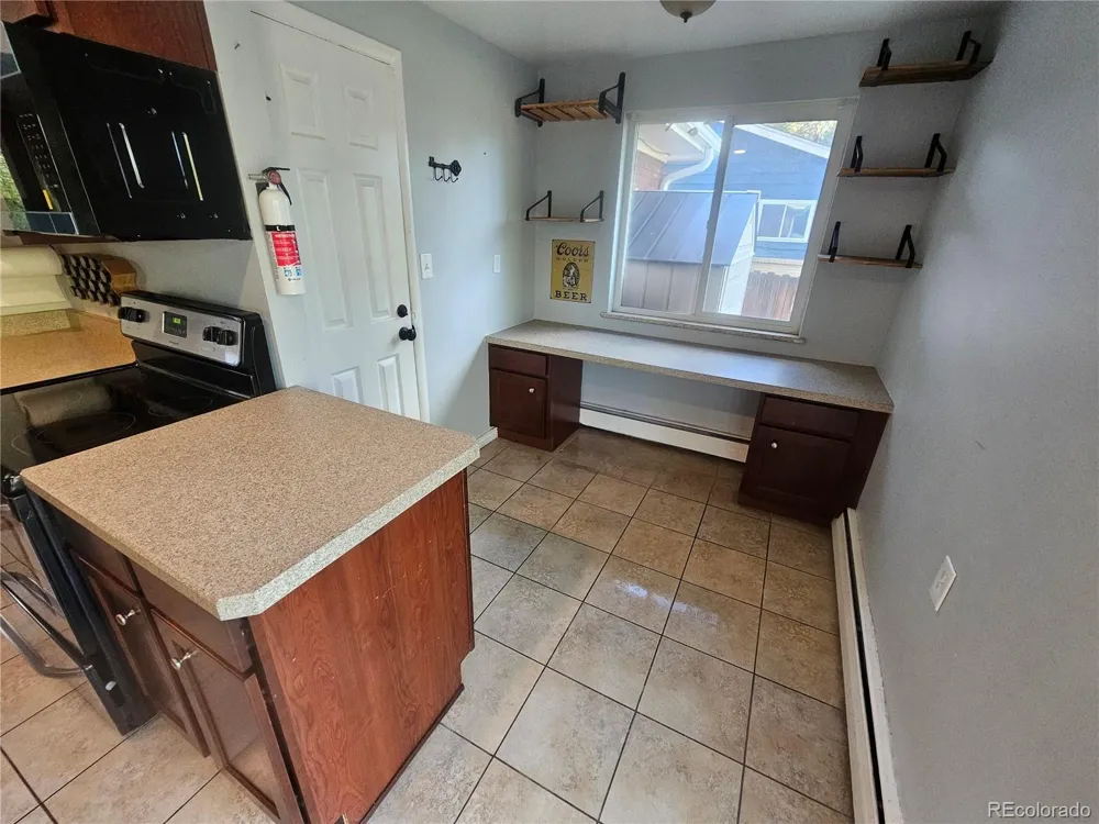 5218 Manitou Road Littleton, CO 80123