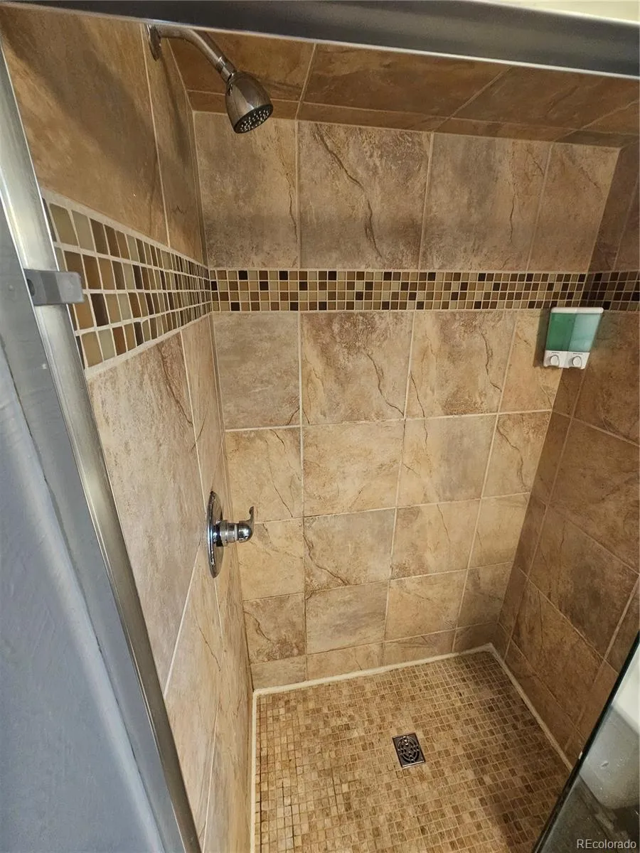 5218 Manitou Road Littleton, CO 80123