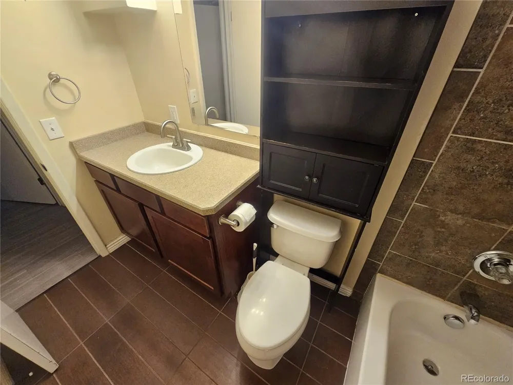 5218 Manitou Road Littleton, CO 80123