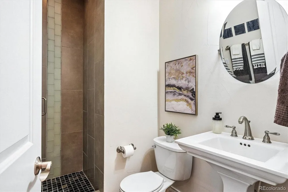 1385 Birch Street Denver, CO 80220