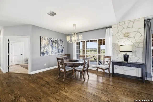 360 Bluff Creek Rd Center Point, TX 78010