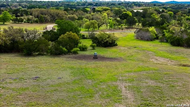 360 Bluff Creek Rd Center Point, TX 78010