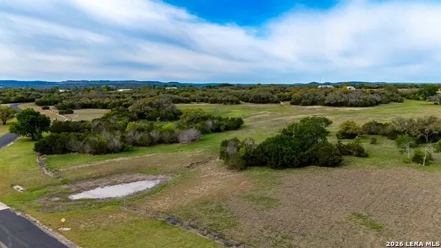 360 Bluff Creek Rd Center Point, TX 78010