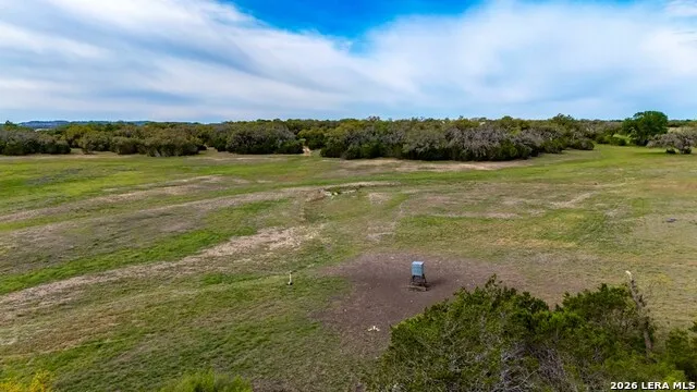 360 Bluff Creek Rd Center Point, TX 78010