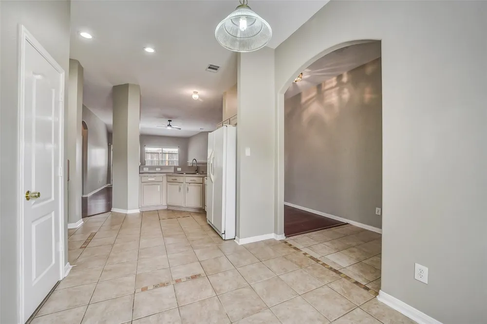 7002 Plaza Del Sol Drive Hockley, TX 77083
