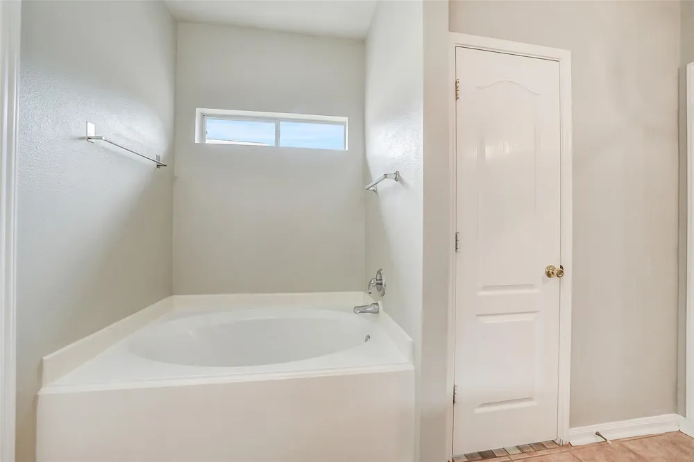 7002 Plaza Del Sol Drive Hockley, TX 77083