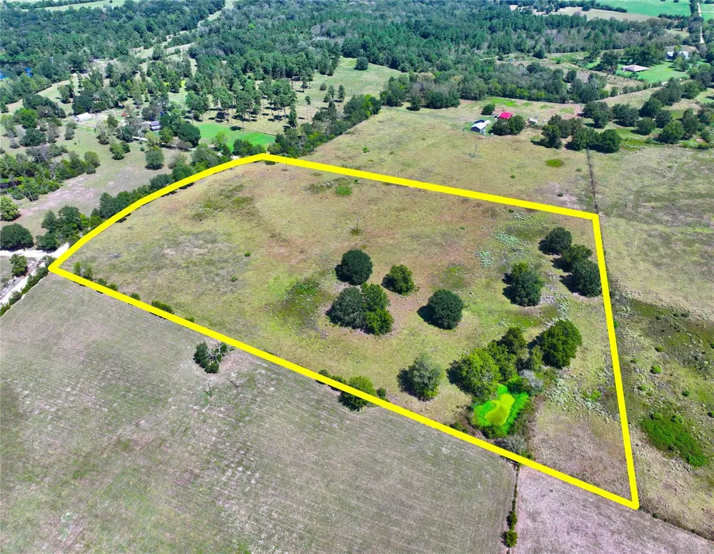 2085 County Road 3620 Lovelady, TX 75851