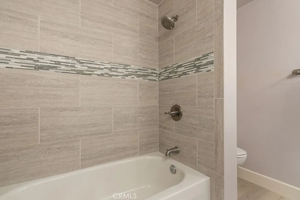 35 Diamante Irvine, CA 92620