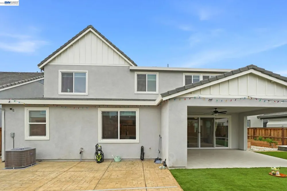 3039 Paxton Ct Lathrop, CA 95330