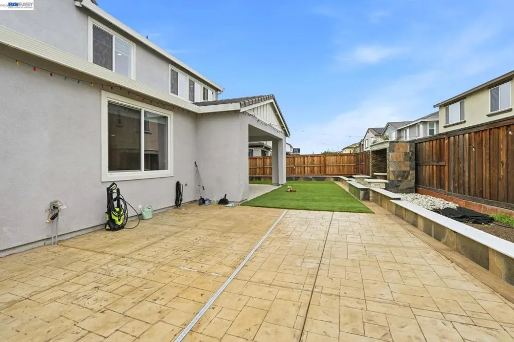 3039 Paxton Ct Lathrop, CA 95330