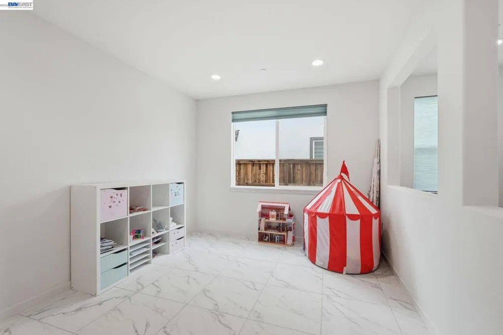 3039 Paxton Ct Lathrop, CA 95330