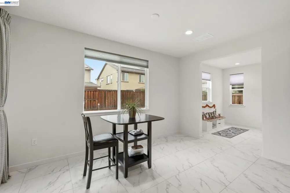 3039 Paxton Ct Lathrop, CA 95330