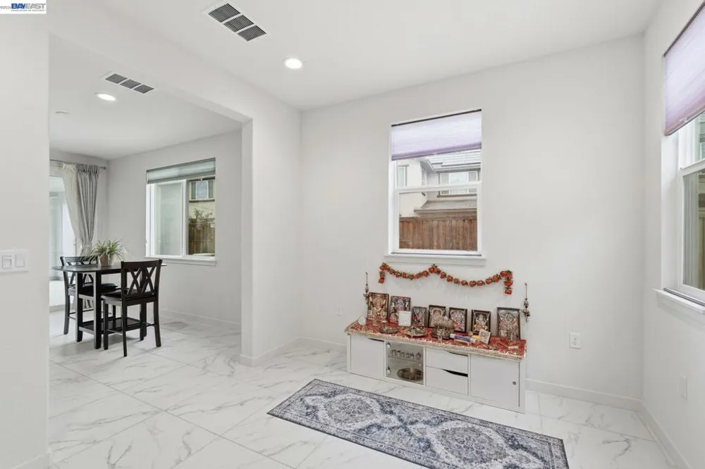 3039 Paxton Ct Lathrop, CA 95330
