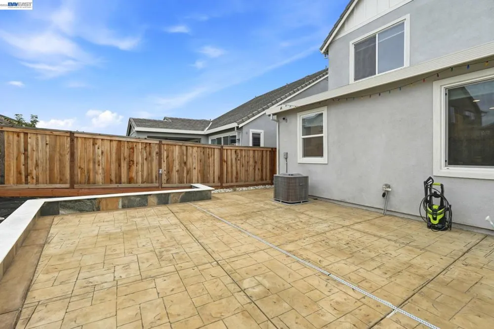 3039 Paxton Ct Lathrop, CA 95330