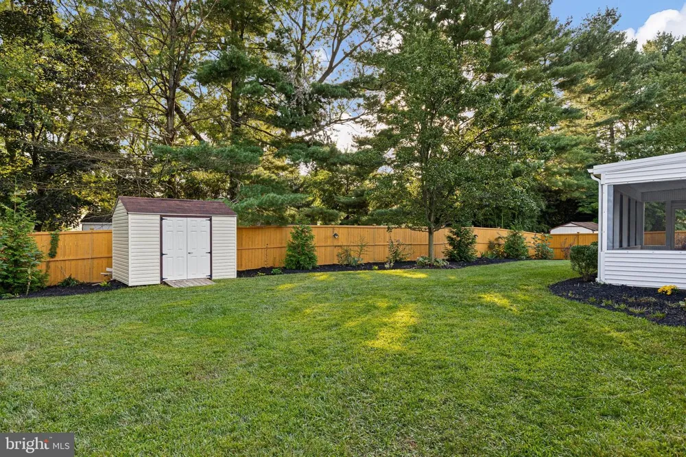 818 BRADFORD LANE Newark, DE 19711