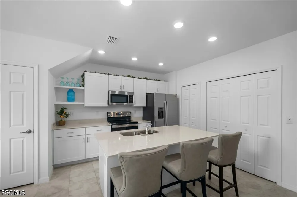 Oviedo Place Fort Myers, FL 33905