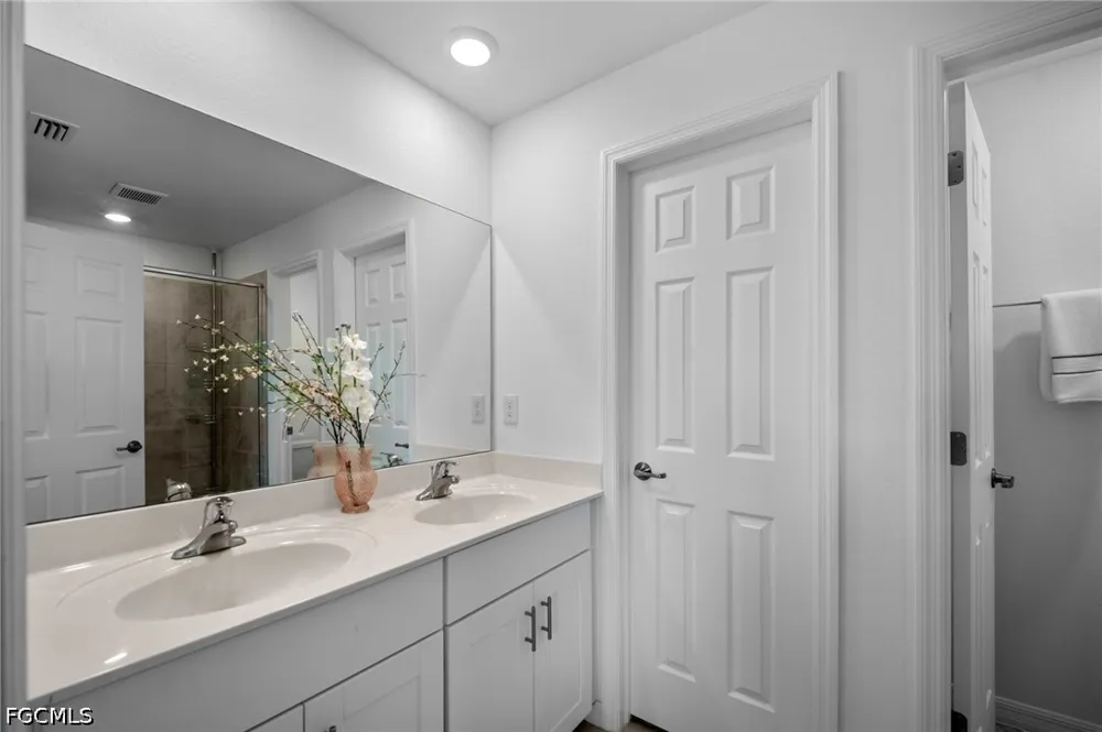 Oviedo Place Fort Myers, FL 33905
