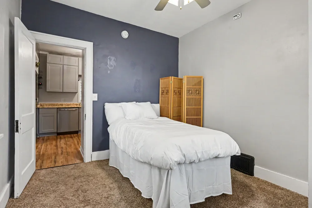 126 Gilkison Avenue Kalamazoo, MI 49006