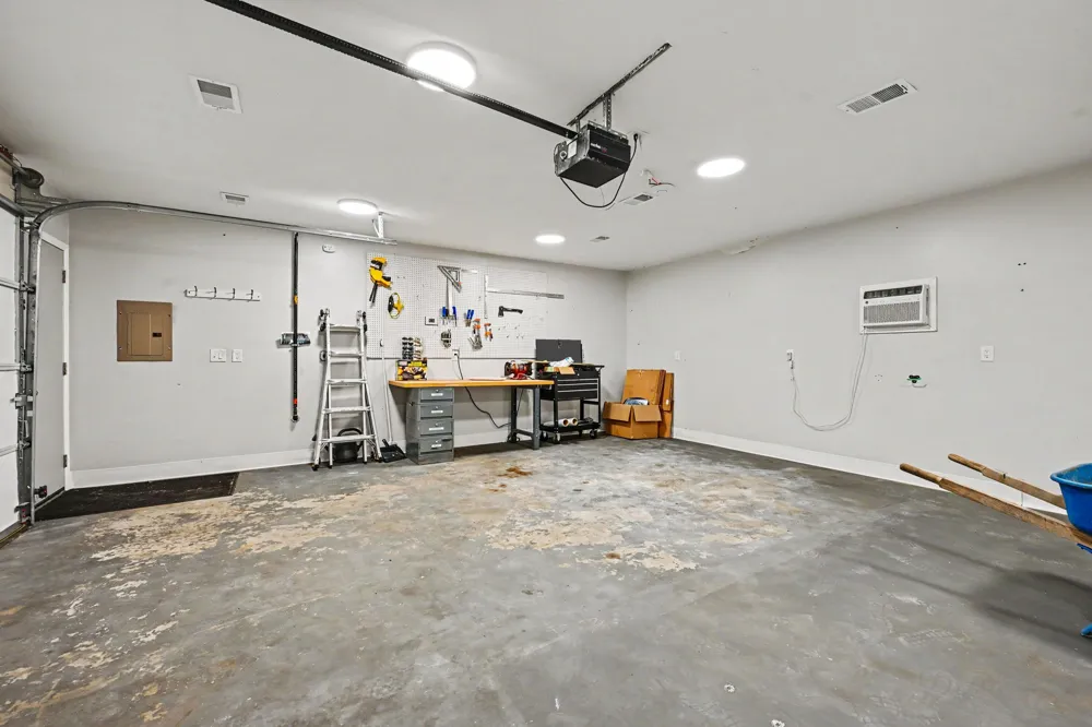 126 Gilkison Avenue Kalamazoo, MI 49006