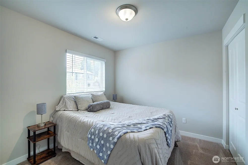 3420 104th Drive NE Lake Stevens, WA 98258