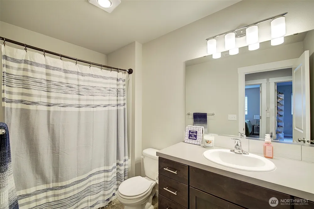 3420 104th Drive NE Lake Stevens, WA 98258