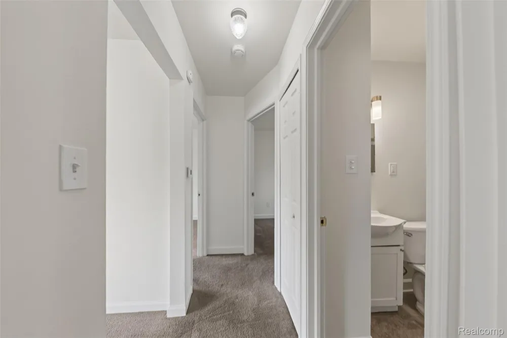 34624 Michelle Drive Romulus City, MI 48174
