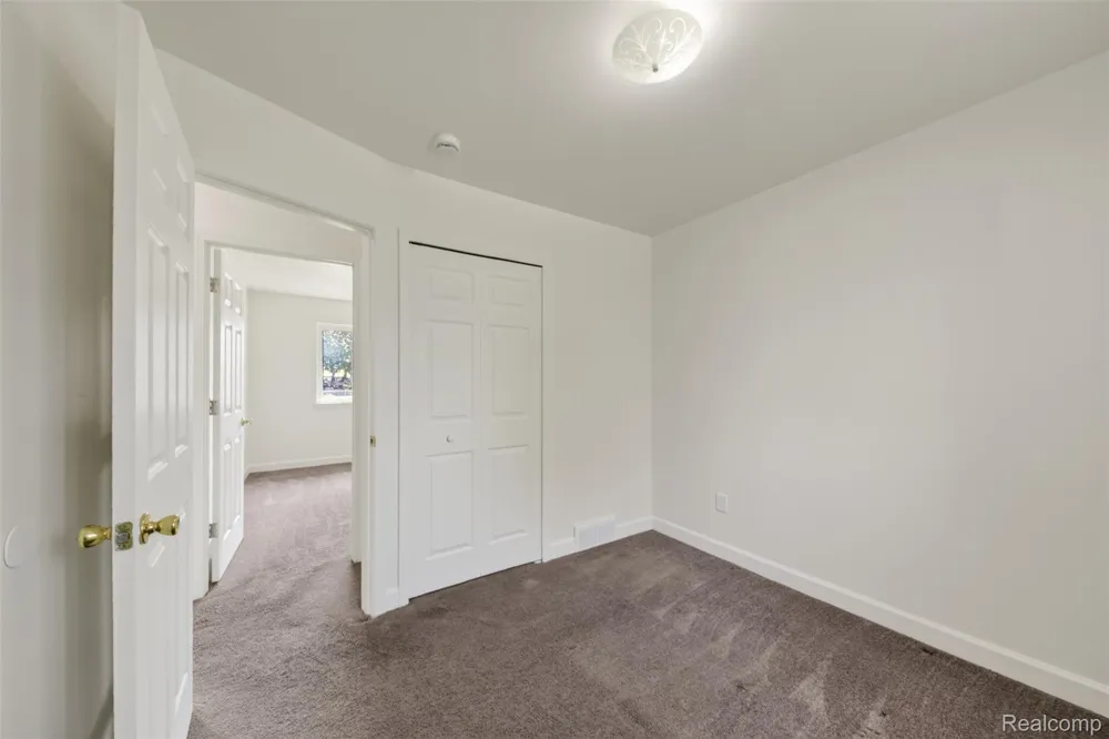 34624 Michelle Drive Romulus City, MI 48174